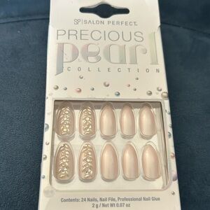 Salon Perfect Pearl Collection Nail Set - Cream